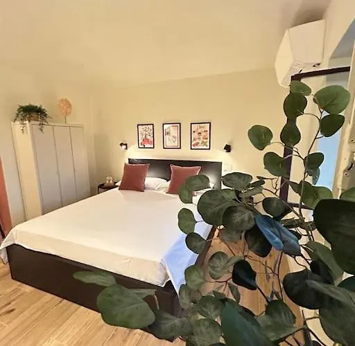 Apartamento Porta Susa Cozy Mansard Turín